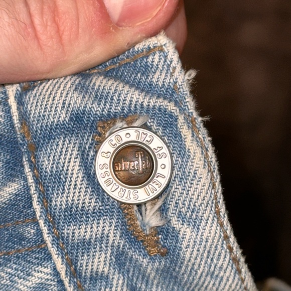Authentic vintage Levi’s silver tab jeans - Picture 7 of 9